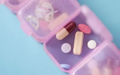 Cum se evită greșelile în tratamentul cronic. 8 pași pentru administrarea și păstrarea corectă a medicamentelor